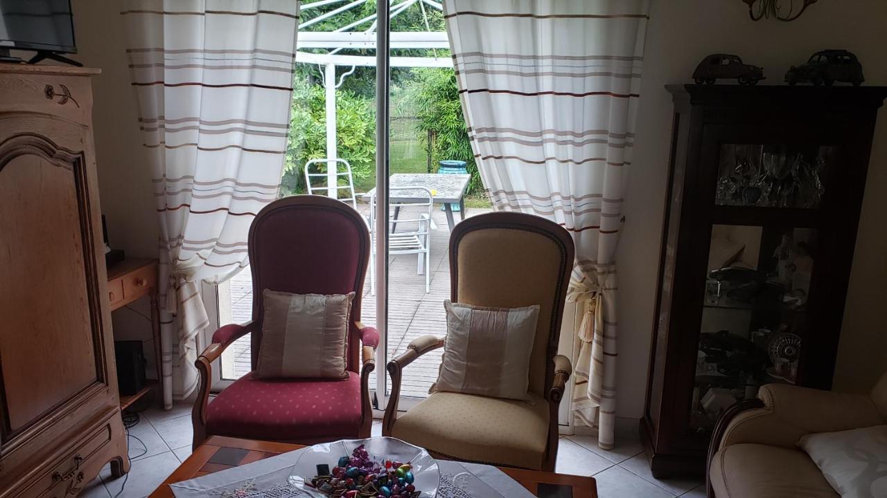 Le Calme Bed & Breakfast Plessé Eksteriør bilde